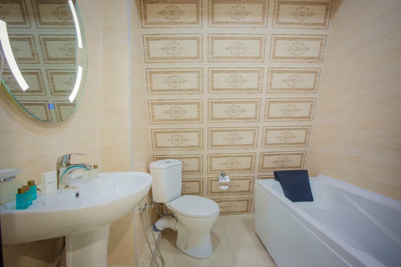 Hotel Comfort Tbiliszi Kültér fotó