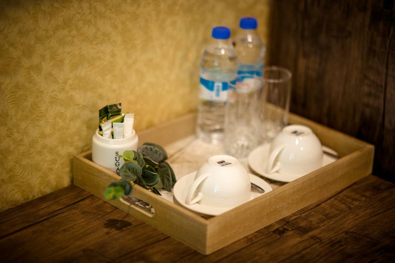 Hotel Comfort Tbiliszi Kültér fotó